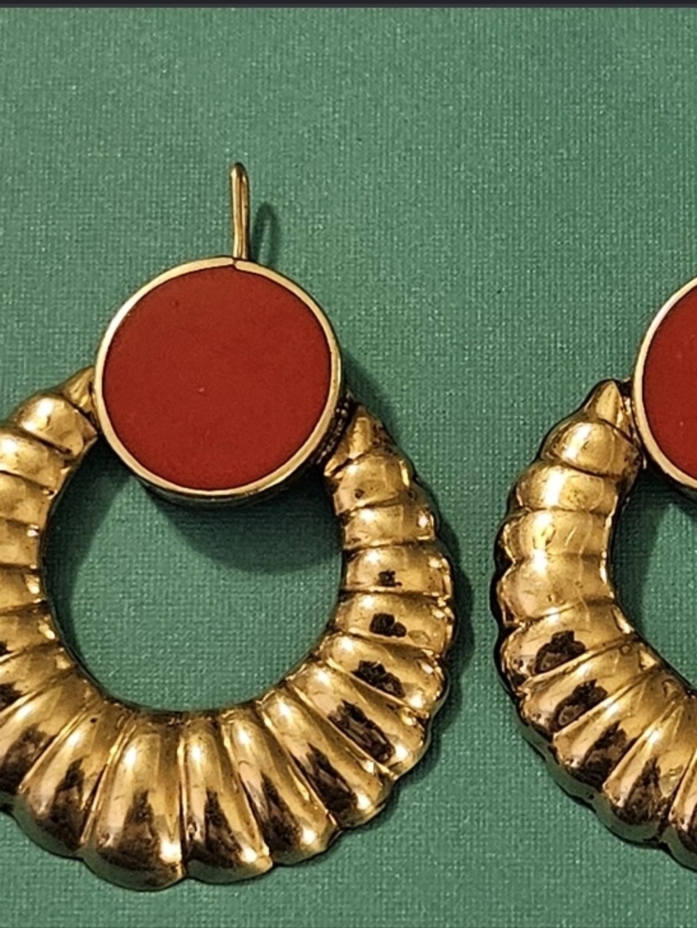 Amazing statement Mexican silver large ridged earrings with a red cabachon. 2.5 - Picture 2 of 5